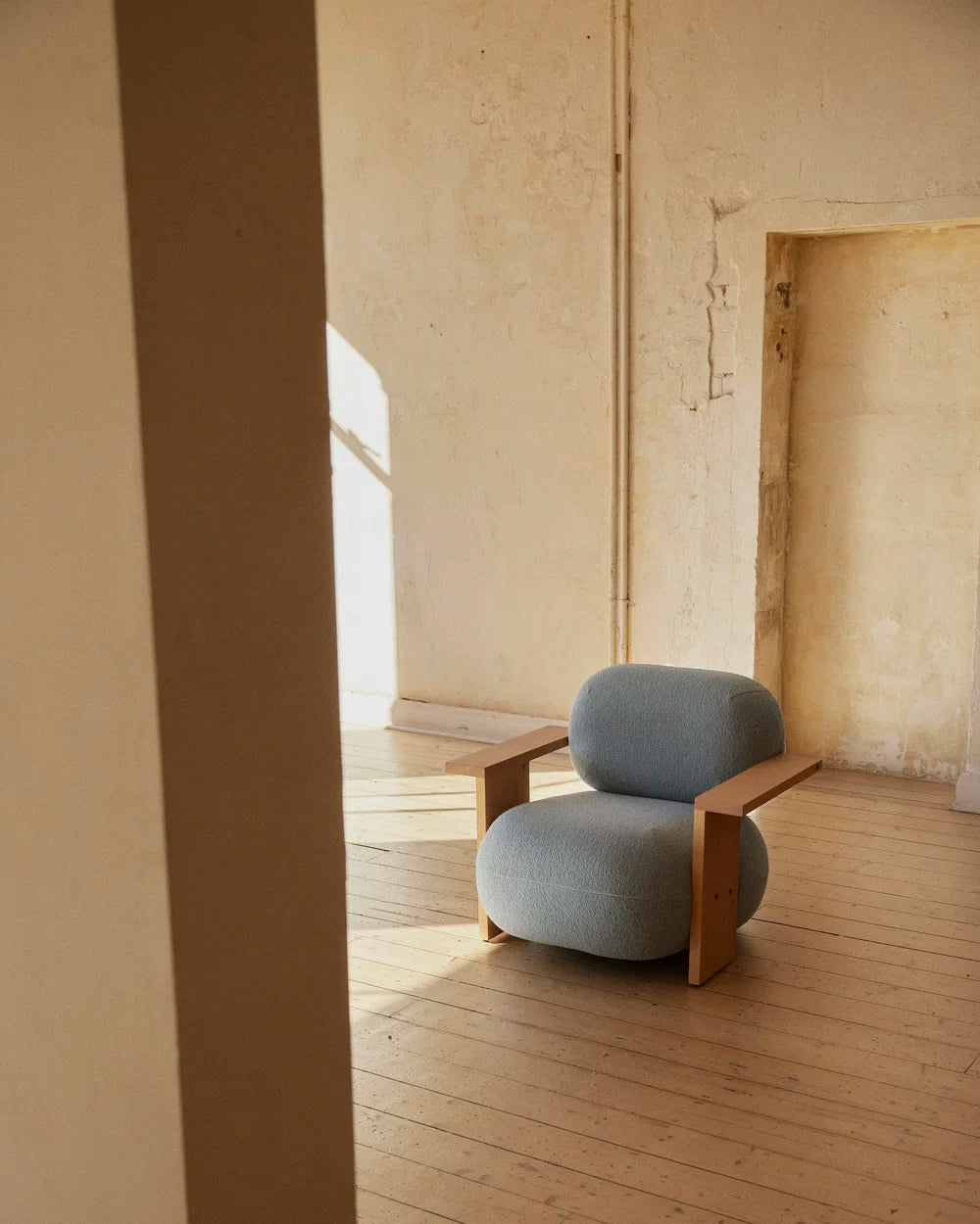 Noun Lounge Chair by Fomu Studio — alternate view 3