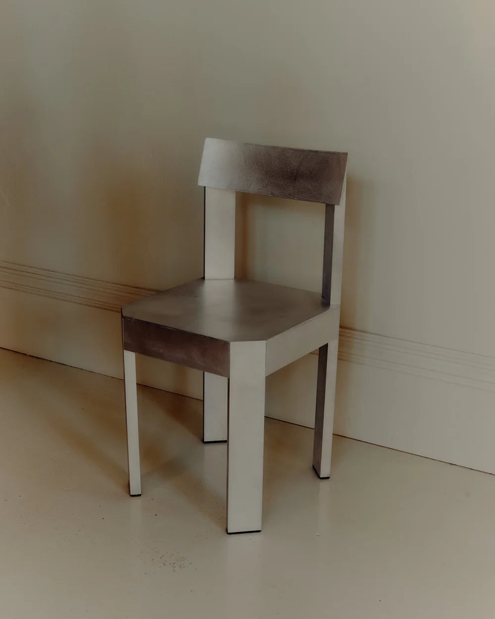 Frame Chair II – Aluminium by Fomu Studio — alternate view 4