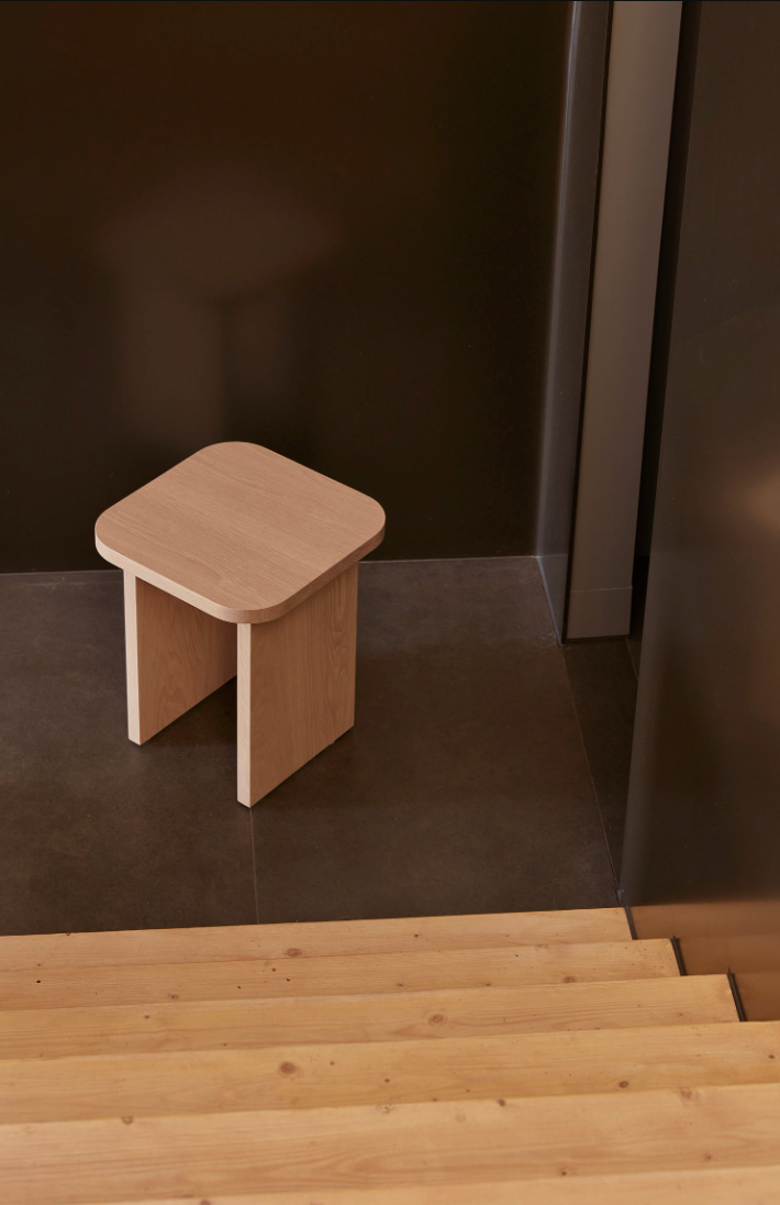 L'Art de Vivre (ART) Side Table by Fomu Studio — alternate view 1